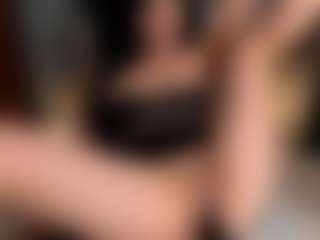 Live cam show with EmilyJhonsonn - Fingers on Dare Cams