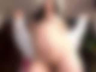 Live cam show with EmilyJhonsonn - Normal on camwithhim.com
