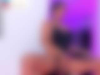 Live cam show with KimberlyKors - Dominican on Camsoda