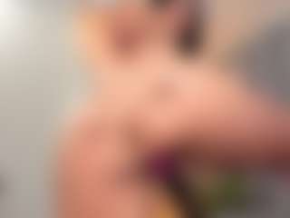 Your Asian porn kitty's Live Sex Cam Show
