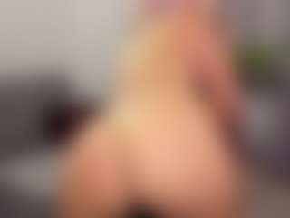 Your Asian porn kitty's Live Sex Cam Show