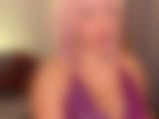 Your Asian porn kitty's Live Sex Cam Show