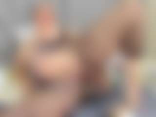 Live cam show with Angie Will - Mature on SquirtSoMuch