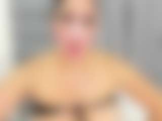 Live cam show with Angie Will - Sucking on parknlotfishbdy