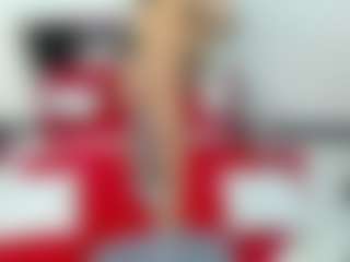 Live cam show with Angie Will - Blowjob on SxyPornLive