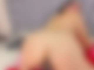 Live cam show with Angie Will - Dirty Talk on galaxygirlnitro.com