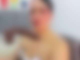 Live cam show with Angie Will - Gamer Mature on intimatelivegirls.com
