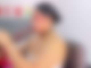 Live cam show with Angie Will - Public MILF on LiveSexCams6