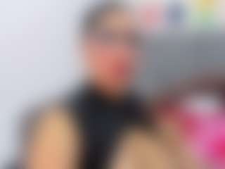 Live cam show with Angie Will - Handjob on SquirtSoMuch