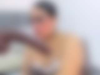 Live cam show with Angie Will - Public MILF on Strip Flash - Live Sex Shows