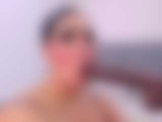 Live cam show with Angie Will - Handjob on Chatstar