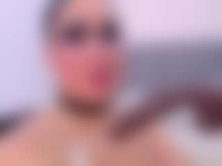 Live cam show with Angie Will - Public on CamClone
