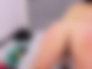 Angie Will MILF webcam performer live streaming