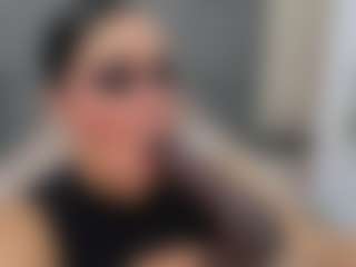 Live cam show with Angie Will - Brown Eyes Mature on Soda Cam