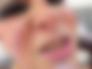 Live cam show with Angie Will - Sucking on Camsoda