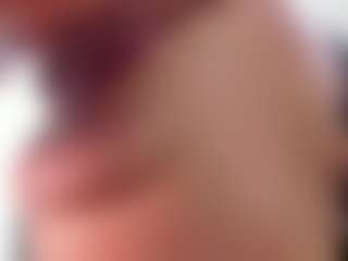 Live cam show with Angie Will - Milk on Camming Site