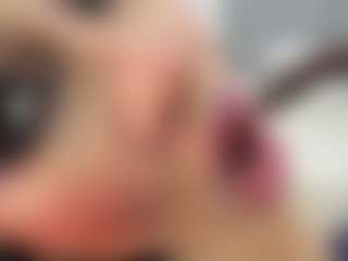 Live cam show with Angie Will - Facial on Soda Cam