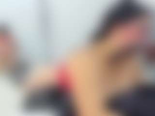 Live cam show with Angie Will - Public MILF on UwU Esports
