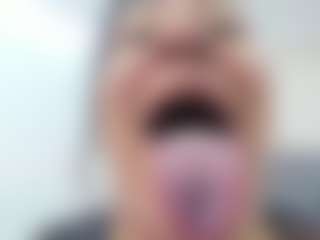 Spettacolo in cam dal vivo con Angie Will - Spank MILF su Camsoda
