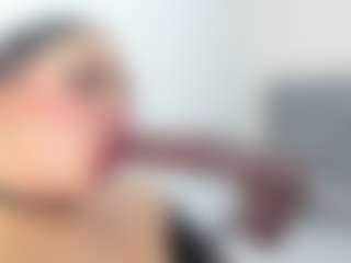 Live cam show with Angie Will - Sucking on xplaylive.com