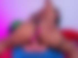 Live cam show with louisenails - Atm on Fit Hotties
