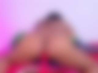 Live cam show with louisenails - Joi on sexytreat.net