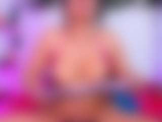 Live cam show with louisenails - Mature on Milf Play