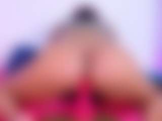louisenails's Live Sex Cam Show
