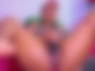 louisenails's Live Sex Cam Show
