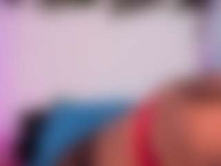 louisenails's Live Sex Cam Show