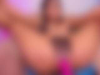 Live cam show with louisenails - Mature on Mixed Magazine Live