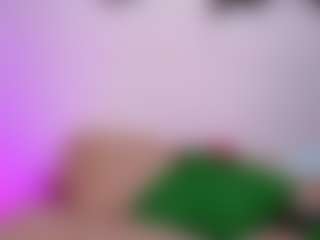 louisenails's Live Sex Cam Show