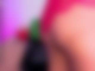 louisenails's Live Sex Cam Show