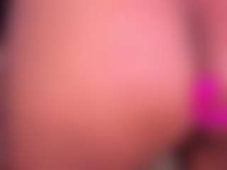 louisenails's Live Sex Cam Show