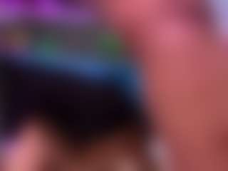 Live cam show with louisenails - Middle Aged on alttransgirls