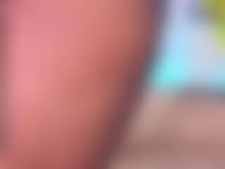 louisenails's Live Sex Cam Show