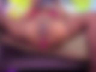 Live cam show with louisenails - Sexwebcam Black on CamClone