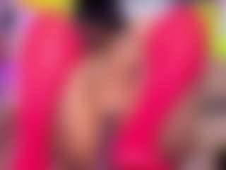 louisenails's Live Sex Cam Show
