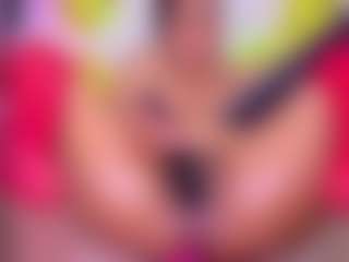 louisenails's Live Sex Cam Show