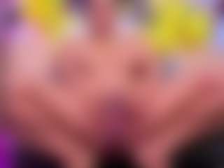 Live cam show with louisenails - Public Black on Cam Slut
