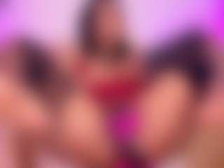 louisenails's Live Sex Cam Show