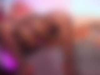 Live cam show with louisenails - Ebony on Gym Cam Girls | colombia