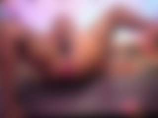 Live cam show with louisenails - Living Room on xfollow cams