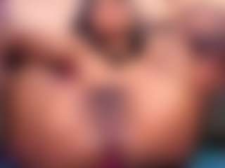 Live cam show with louisenails - Control on camgirlchat.live