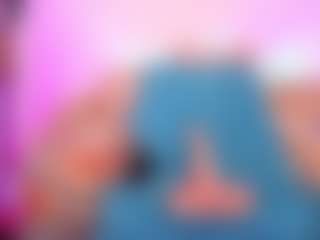 Live cam show with louisenails - Mature Toys on Soda Cam