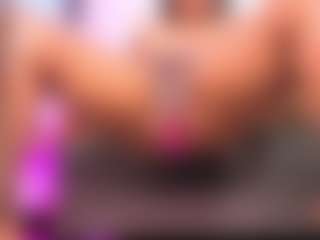 Live cam show with louisenails - Black Small Tits on sexylive.show