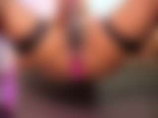 louisenails's Live Sex Cam Show