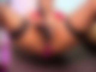 Live cam show with louisenails - Gamer MILF on CSO-WL