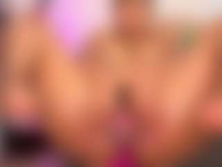 Live cam show with louisenails - Worship on Milfs Live
