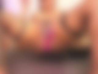 louisenails's Live Sex Cam Show